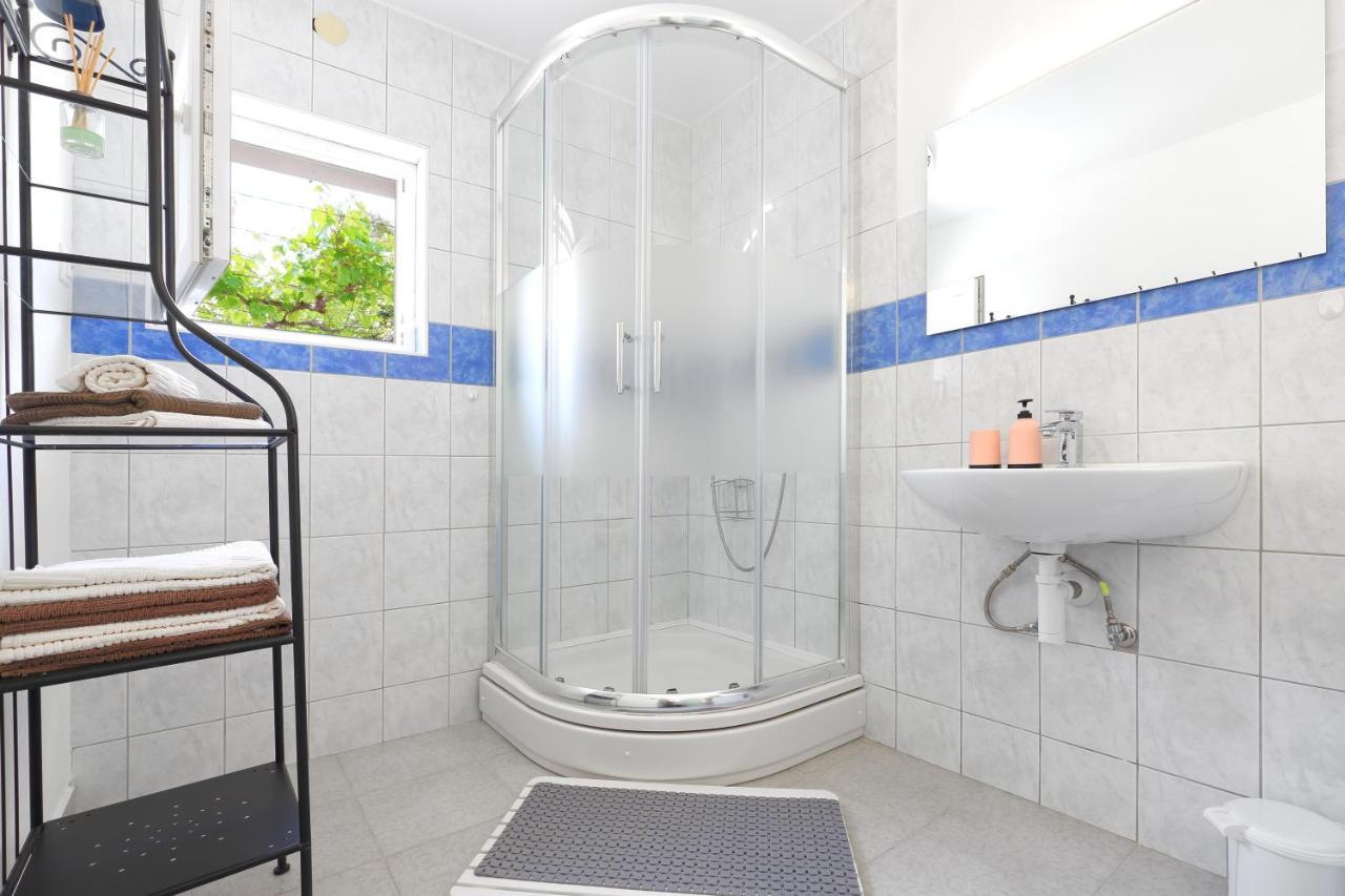Apartman Don Паг Екстер'єр фото